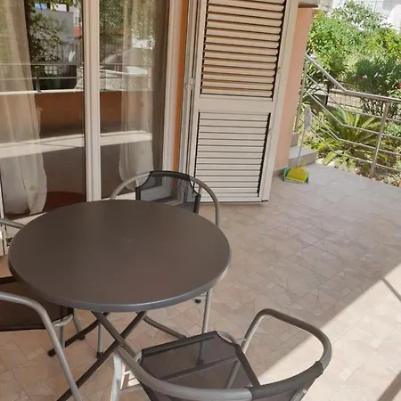 House Tereza فوديس