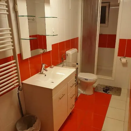 House Tereza شقة